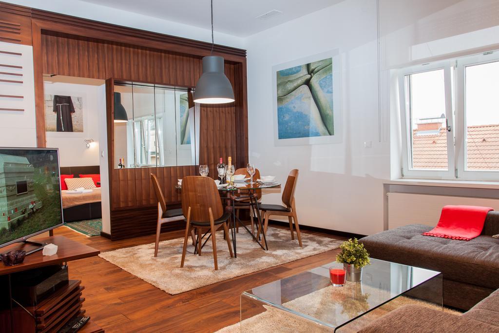 Centroom Apartments Zagreb Extérieur photo